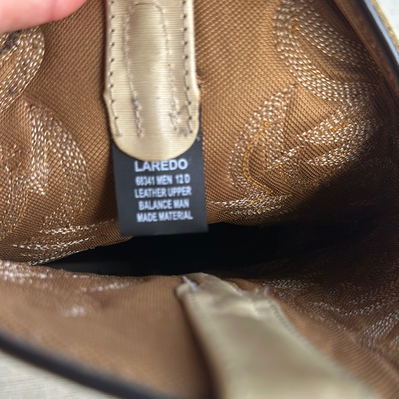 Laredo Tan and Cream Western Cowboy Boots - Picture 10 of 10